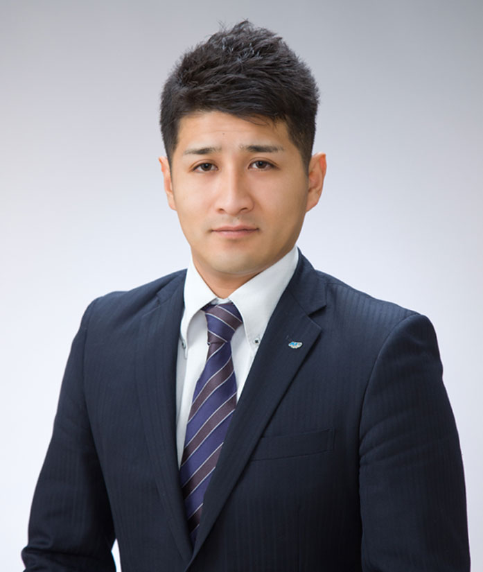 株式会社カネイ岡 代表取締役　岡　真司